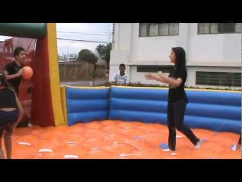 Brincando no futebol de sabão na Nova Betel ADS