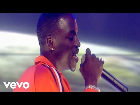 Akon - Lonely (Live)