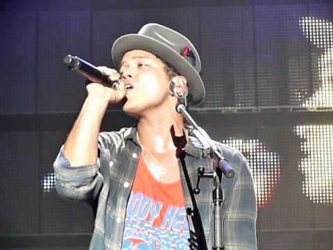 Bruno Mars - 08.10.2011 Zenith München - Just the way you are