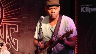 Robert Cray - &quot;Great Big Old House&quot; (Live in Sun King Studio 92) - 6/19/13