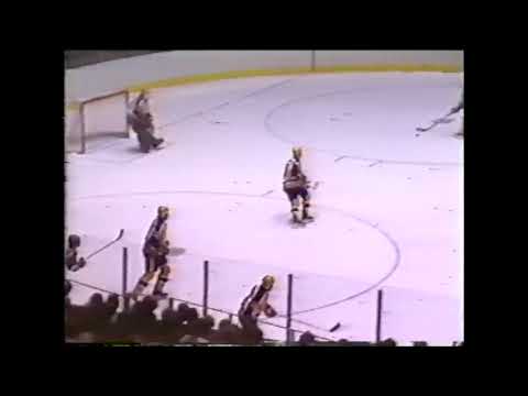 Goal - Doug Smith LA Kings vs Gretzky Edmonton Oilers - Long Slap Shot on Grant Fuhr