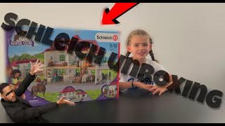 Schleich Horse Club Großer Pferdehof mit Wohnhaus und Stall 42416 Unboxing NEUHEIT SEPTEMBER 2018