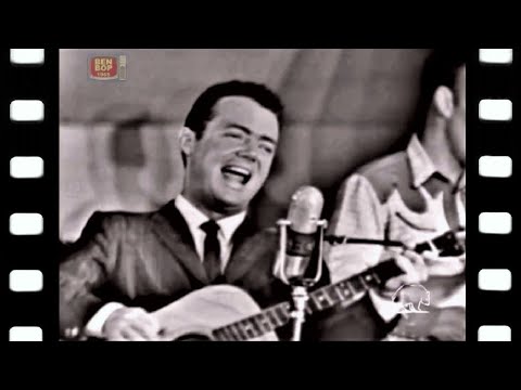 JOHNNY O'NEILL - Wagon Train (1959) Live TV "Town Hall Party"  Theme of the TV Series (Remastered)
