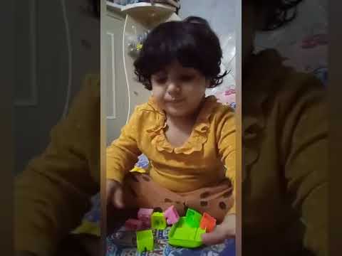 Wahiba Making Hot Dog @busyfunltd9692