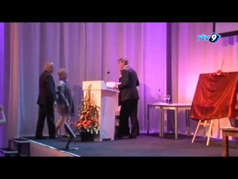 Afscheidsbijeenkomst burgemeester Cor de Vos - 290411