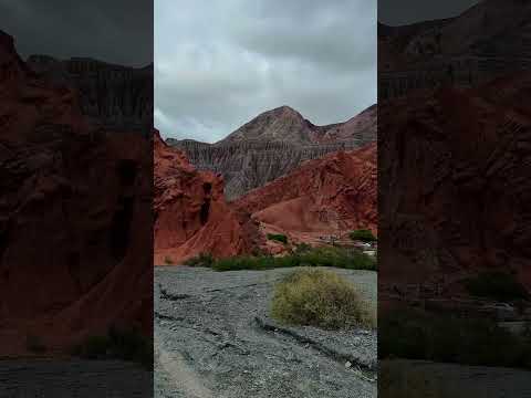 El imponente Paseo de los Colorados en Purmamarca, Jujuy ❤️