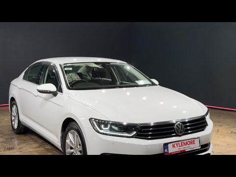 Volkswagen Passat 1.4 TSI COMFORT LINE - FACTORY A - Image 2