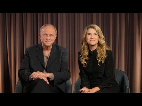 Anke Engelke & Ulrich Tukur über DANN PASSIERT DAS LEBEN - ab 6. November nur im Kino.