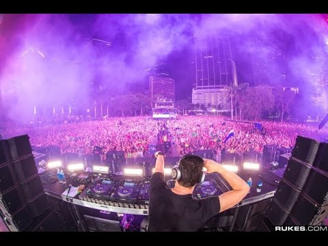 Tiesto playing Wasted LIVE @ Ultra 2016