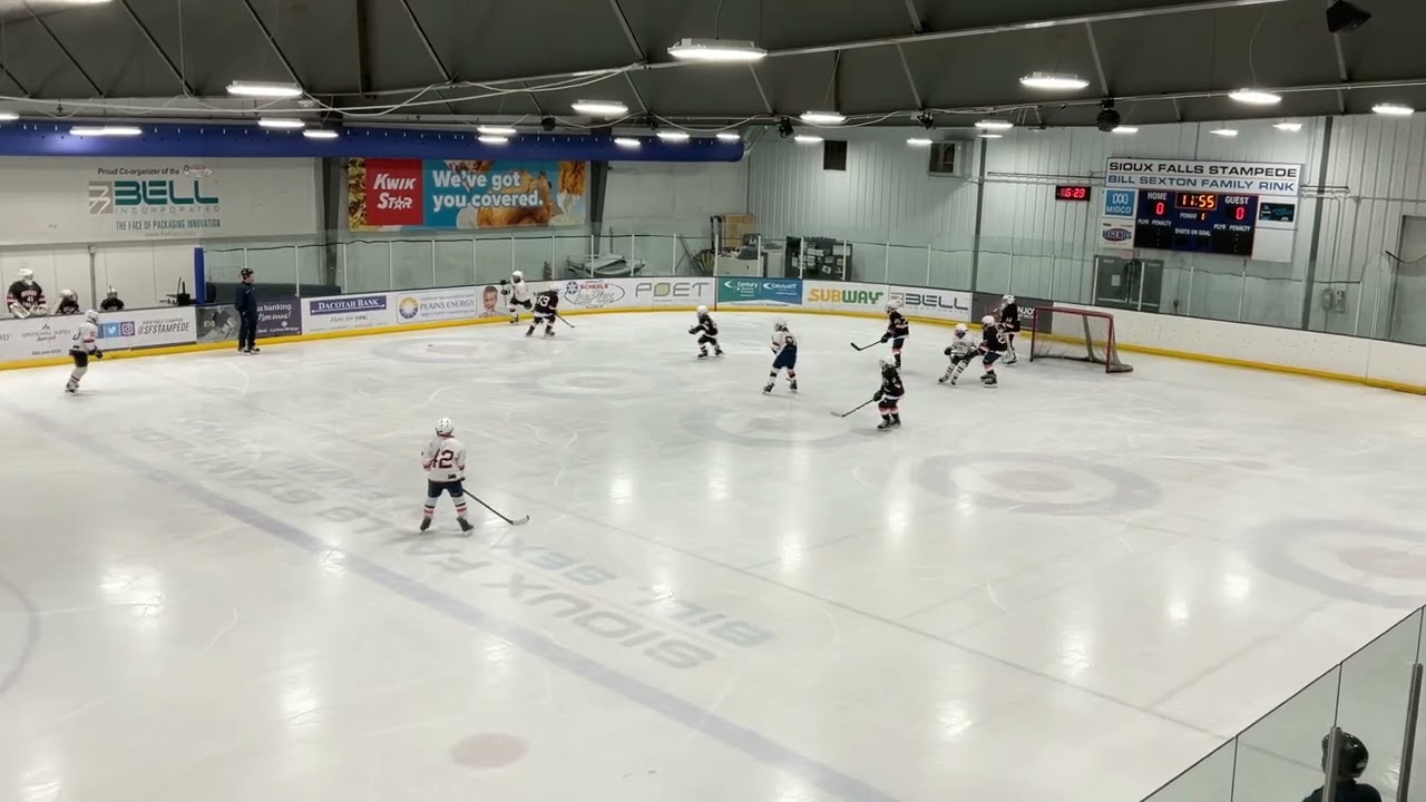 Game 01: 2-0 Flyers, Ashton pushes in a shot from Maddox, John