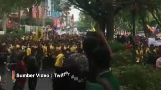Download lagu Lagu Pembebasan Buruh Tani - 'Mars' Demo Mahasiswa mp3 Download lagu Lagu Pembebasan Buruh Tani - 'Mars' Demo Mahasiswa mp3
