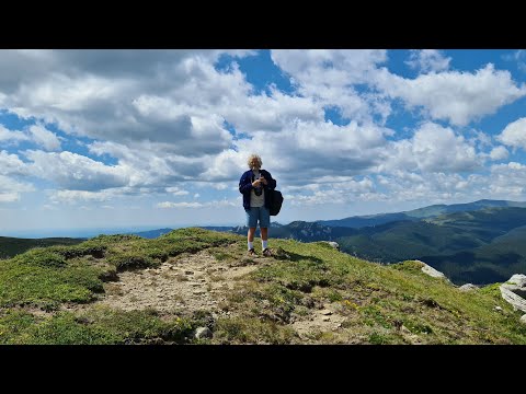Yet, Love (Totuși, Iubirea) - [Cover] Majay Gyozo, poem by Adrian Păunescu