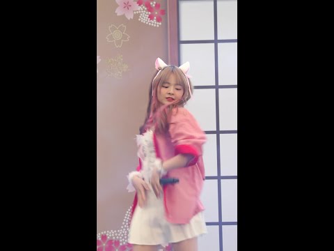 CMJ Trainee -  " เกินต้าน "  ( Mickey fogus) J-TRENDS in TOWN  @ centralwOrld