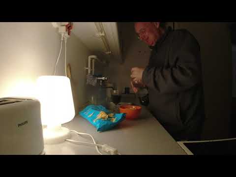 MongoTV_11383 - Del 3 - SPISER POSE CHIPS LANGFREDAG PÅSKE AFTEN