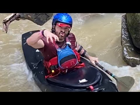 Waka Kayak’s Puffy Steeze on Green River Narrows
