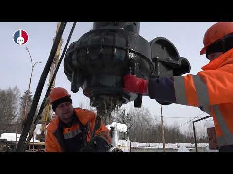 Несколько раз в неделю сотрудники Водоканала проводят очистку насосов канализационной станции