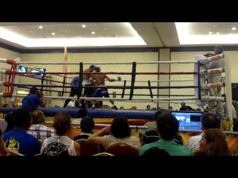 Boxeadores nicaragüenses Eusebio Osejo y Josué Bendaña