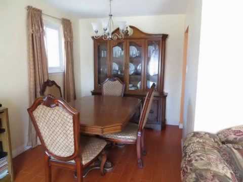 House For Sale - 31 Autumn Blvd - $459,990