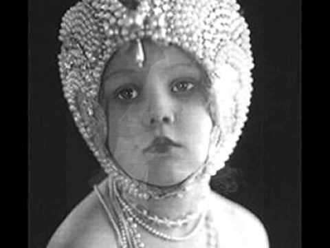 Hal Kemp & His Orchestra - SHE'S A GREAT GREAT GIRL - 1928