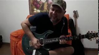 O luthier Batanj apresenta seu guitarrão modelo PSR
