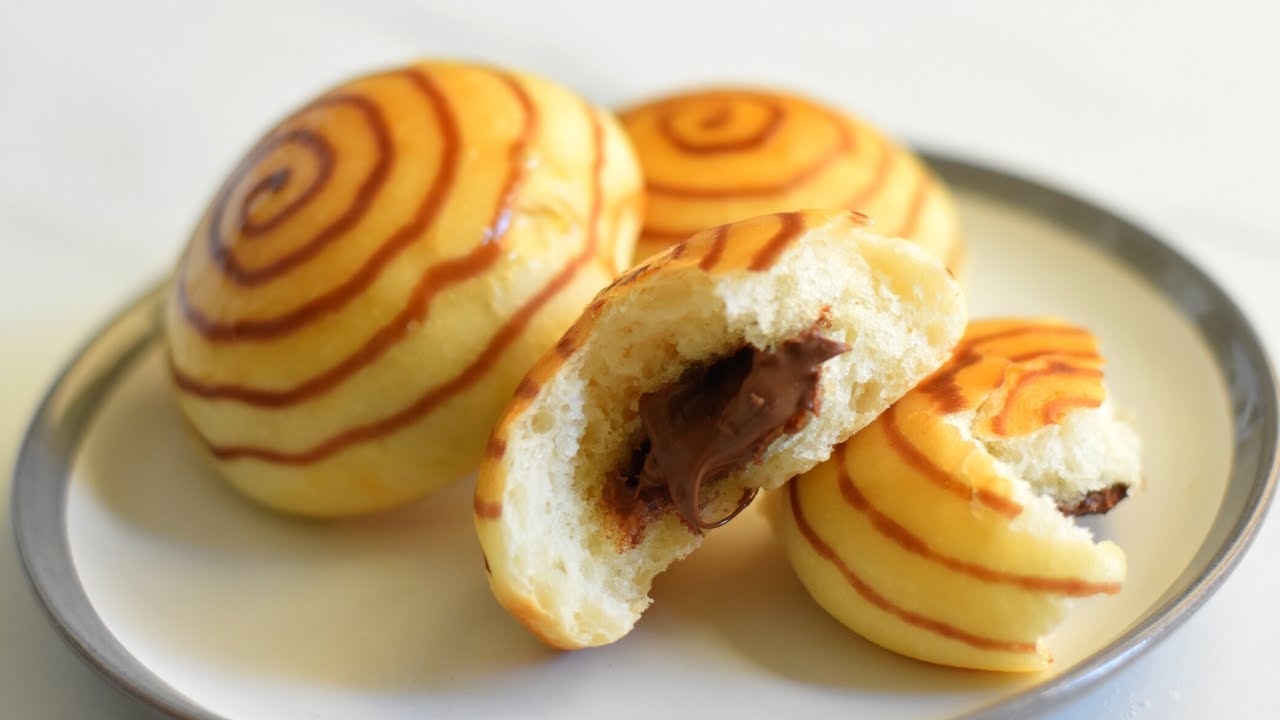 Soft and Fluffy Chocolate Buns | How to make chocolate bun | Sweet Buns Recipe | Chocobuns