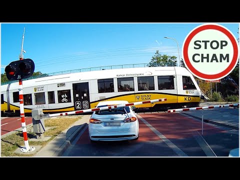 Mistrz w Mondeo na przejeździe kolejowym #859 Wasze Filmy