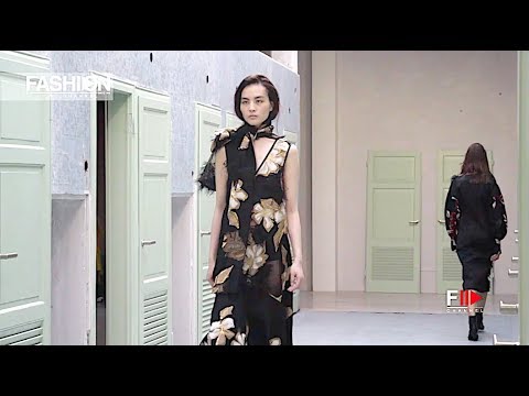 GILBERTO CALZOLARI Fall 2019 Milan - Fashion Channel