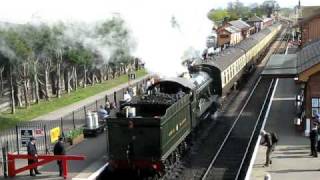 preview picture of video 'Kinlet Hall Steam train leaving Bishops Lydeard.'