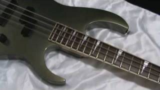 Video thumbnail for Rexsom - Baixo Ibanez RD 727 - Testament by Rexsom
