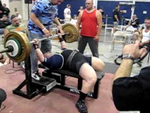 530lb bench press GOOD LIFT (at 236lbs)