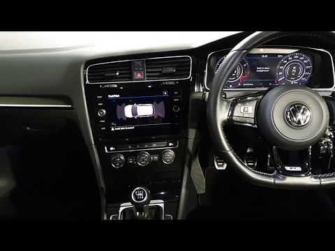 171D31023 - 2017 Volkswagen Golf R 4 MOTION  310HP AWD CALL PETER 086 77928...