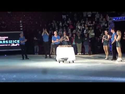 Stars On ice 2015 Vancouver finale bow and speeches