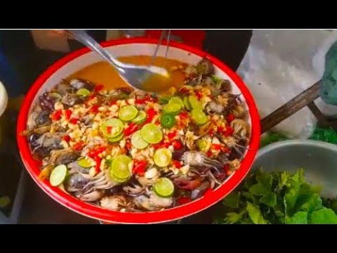 Khmer Food On Street - Morning Street Food At Boeung Trabaek Market - Phnom Penh Video