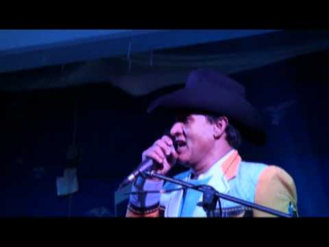 Grupo Laberinto - El Tapete y La Rubi