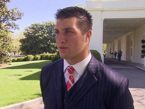 Saturday Night Live Tim Tebow Skit -- Tebow & The Broncos Meet "Jesus" In The Locker Room -- Report