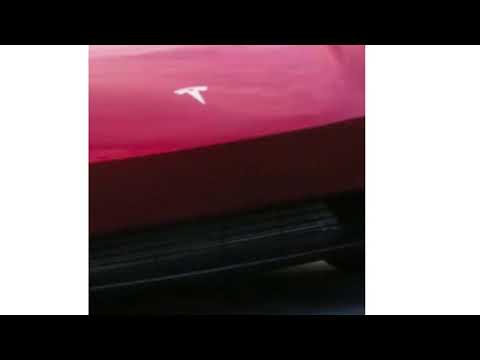 Tesla Roadster vs Bugatti Chiron #shorts