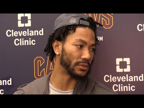 Derrick Rose tried to recruit LeBron James, Dwyane Wade to Bulls in 2010