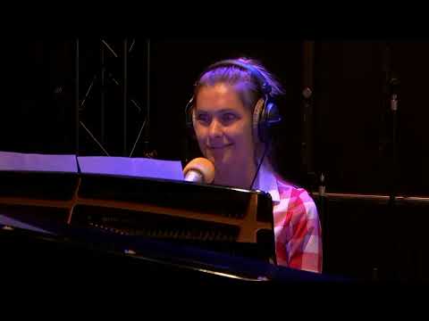 Le respect des aînés - La chanson de GiedRé