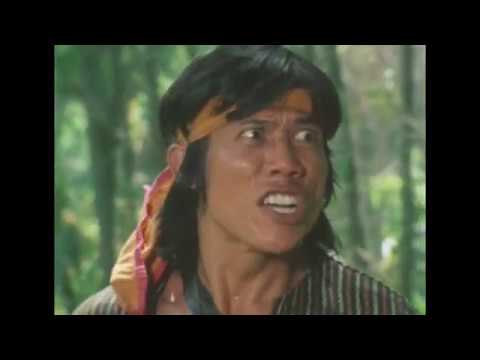 Sandokan - Giro Batol vede Sir James Brooke e si lancia contro di lui per ucciderlo