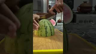 Download lagu Best hack to eat watermelon mp3