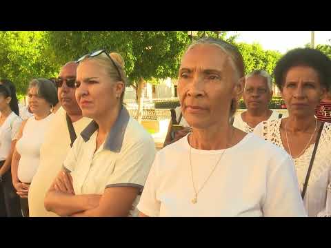 Rinden homenaje en Bayamo al Padre de la Patria en el aniversario 207 de su natalicio