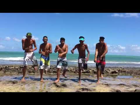 MC MAGRINHO, MC LOBINHO, SHEVCHENKO e ELLOCO - ESSA MINA PULA ATÉ MURO