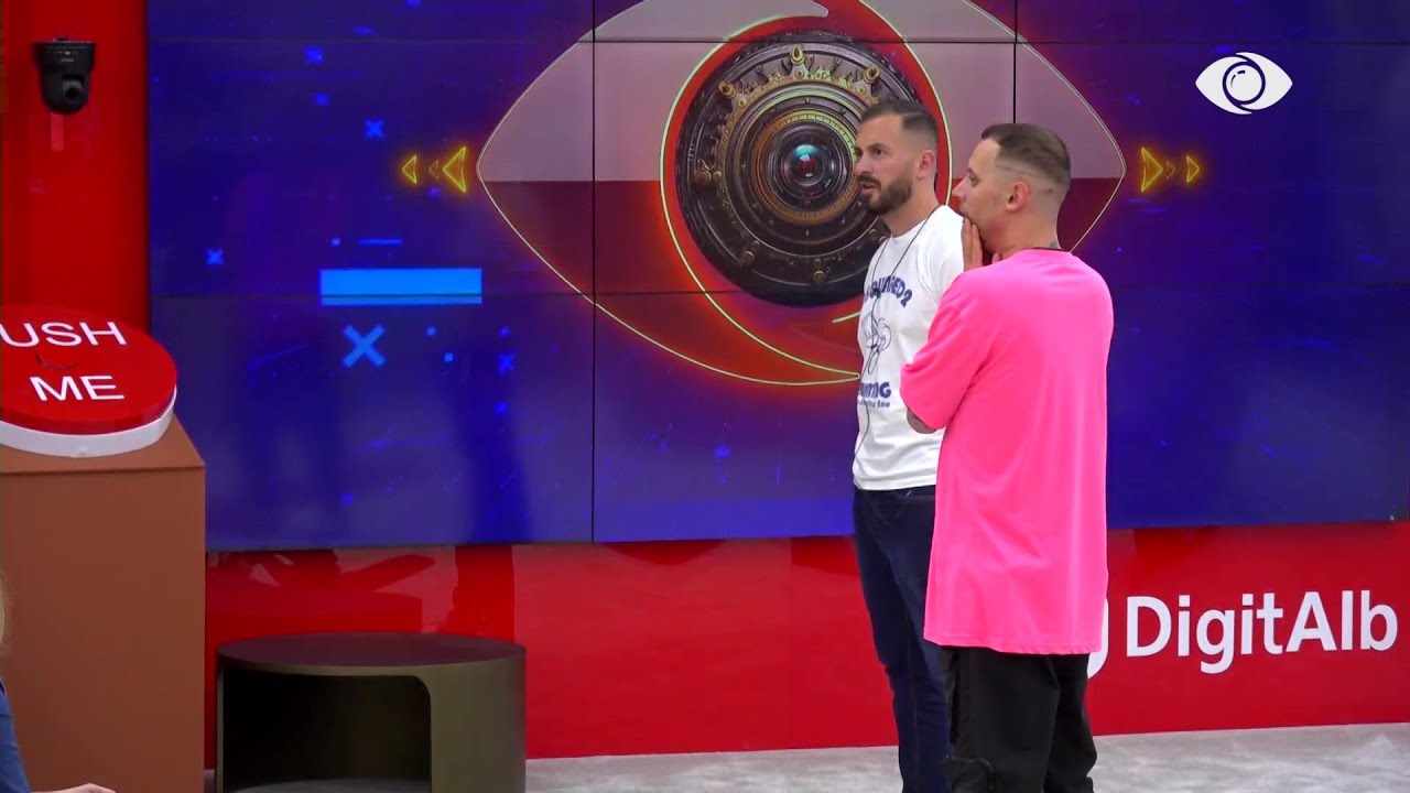 Romeo shtyp butonin, të gjithë banorët në arenën “Supersport”/ Çfarë i pret ata?