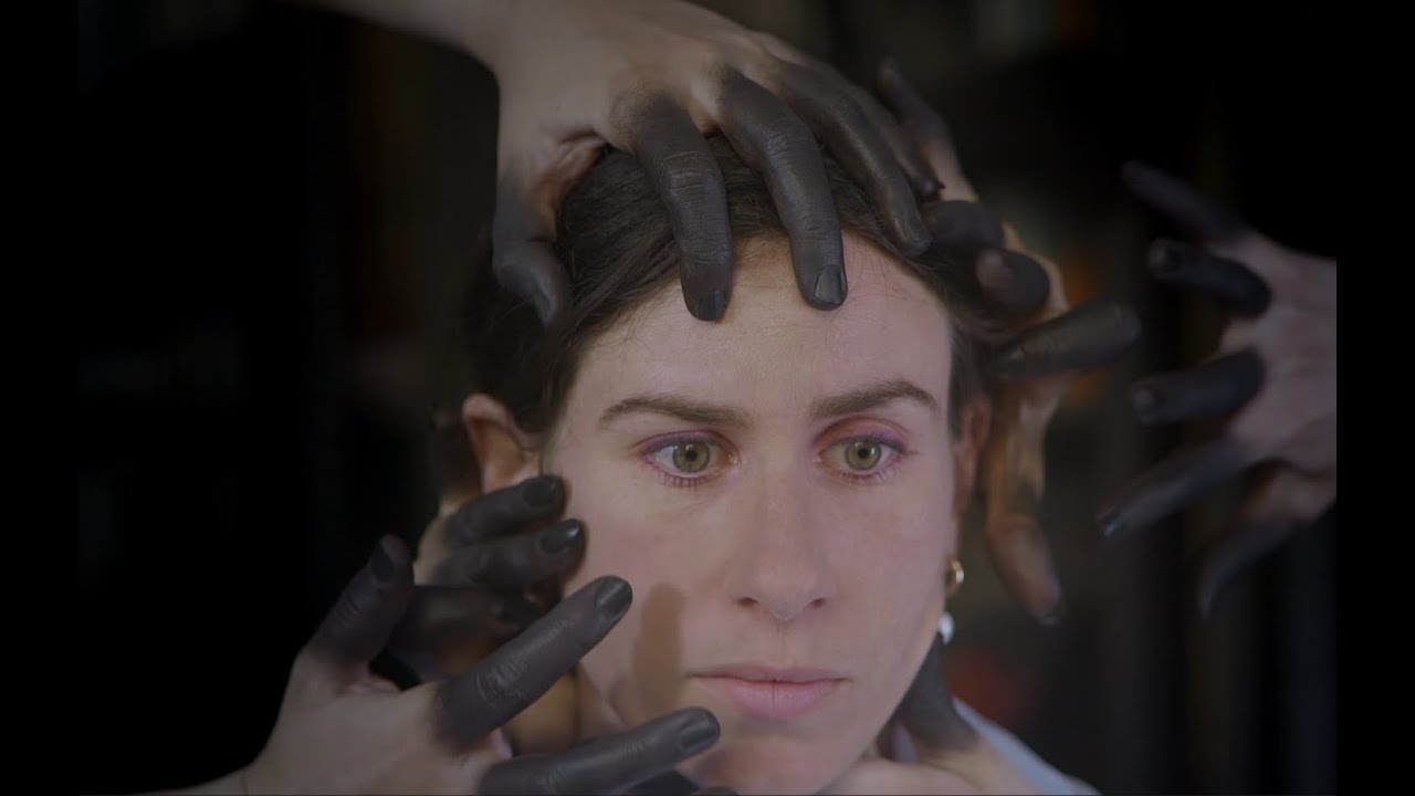 Miniature de la vidéo L’Après – Inès PETRAZ - Après la secte, que se passe-t-il pour l’ex-adepte ? du film L'Après