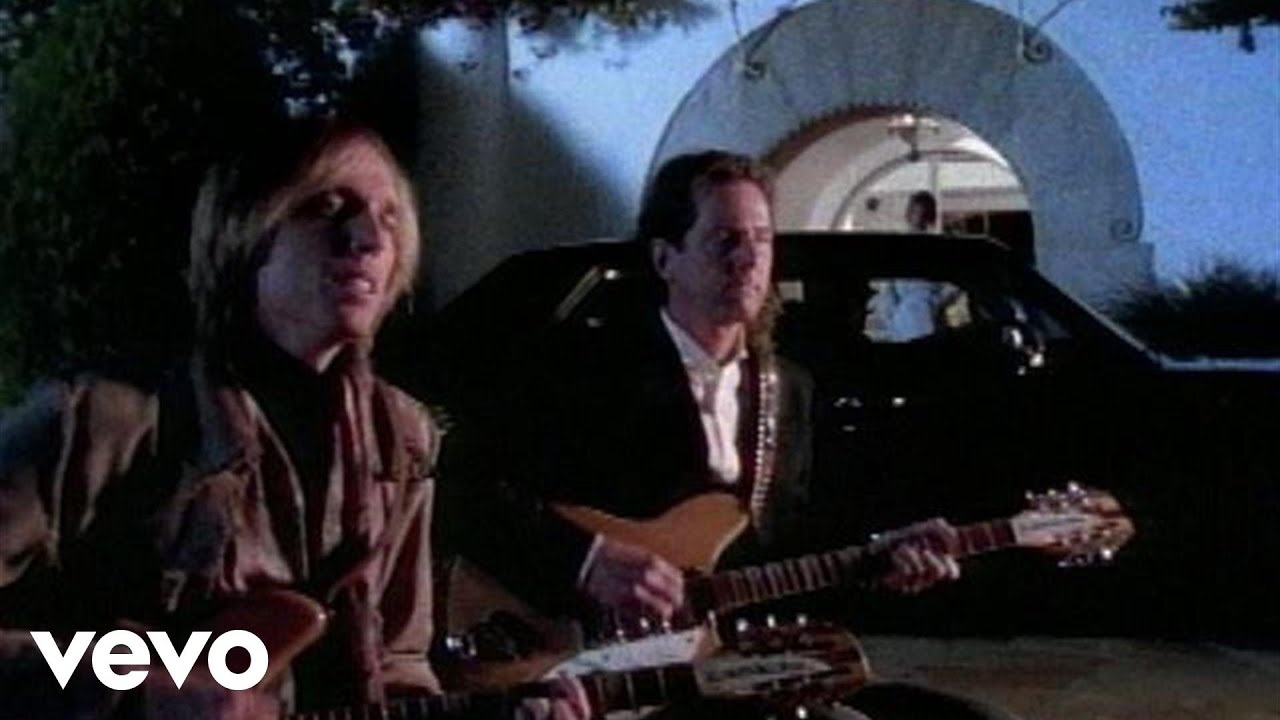 Roger McGuinn - King Of The Hill (Official Video) - YouTube