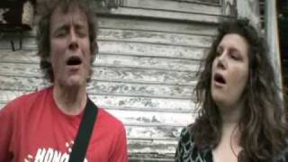 Low- Little Argument with Myself (acoustic)