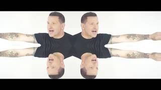 Ty Herndon: &quot;Living In a Moment&quot; (Dance Mix) Official Music Video