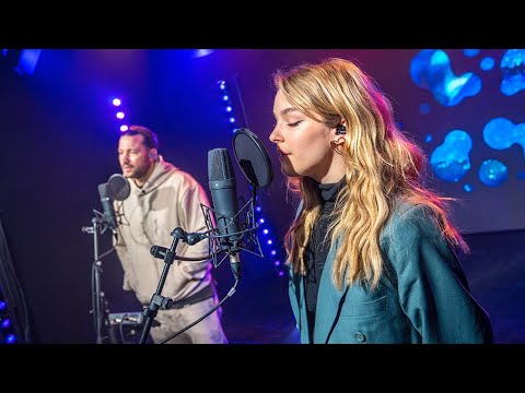 Pommelien en Kraantje Pappie - Tranen | Live bij Q