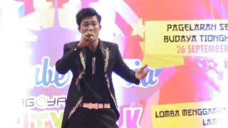 Download lagu LAY PHIN   JING ZHONG BAO GUO mp3 Download lagu LAY PHIN   JING ZHONG BAO GUO mp3