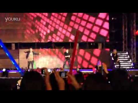 140301 'IT'S MY PARTY' in Nanning - 2PM 10 out of 10 Cam 2